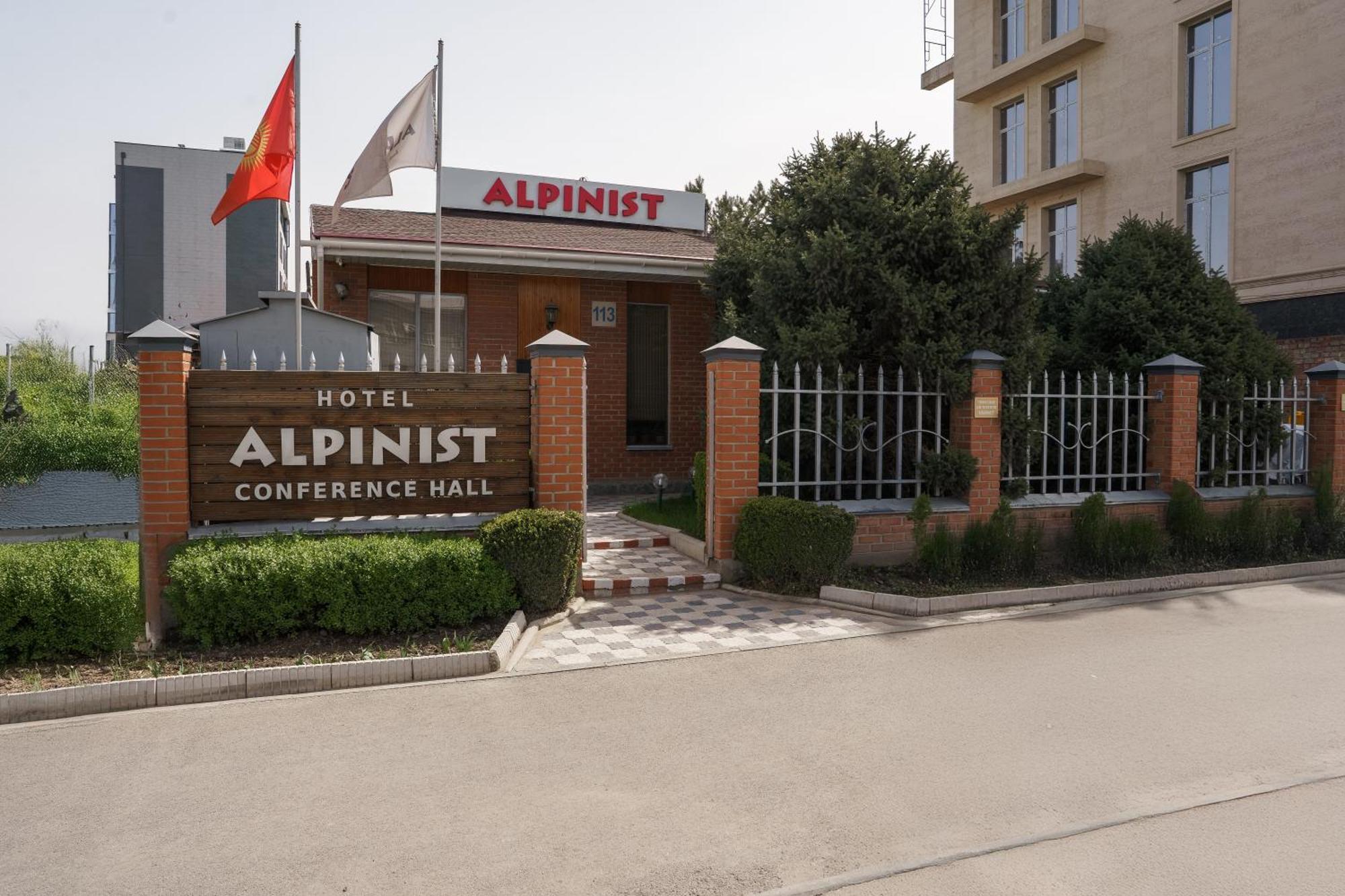 Alpinist Hotel Bishkek Exterior photo